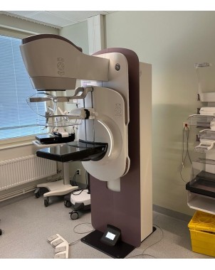 GE Senographe Pristina 3D 2017 Mammography unit
