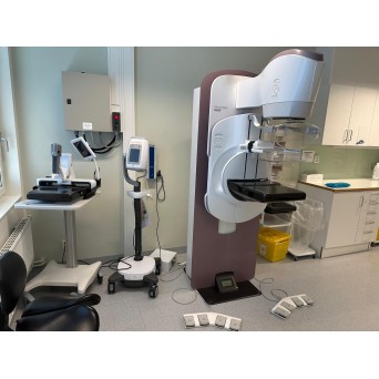 GE Senographe Pristina 3D 2017 Mammography unit