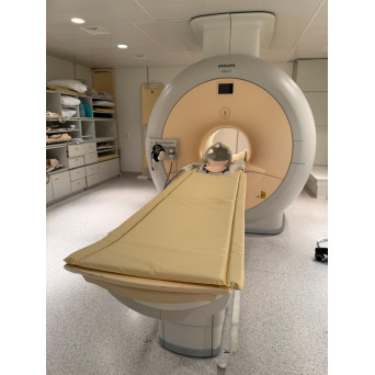 Philips Achieva 1.5T MRI Scanner 2009