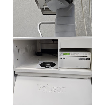 GE Voluson E6    (2015)